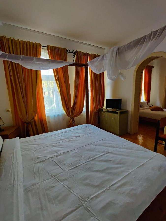Castle Gate Hotel Bran  Ngoại thất bức ảnh